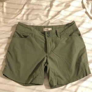 Mountain khaki relaxed fit shorts